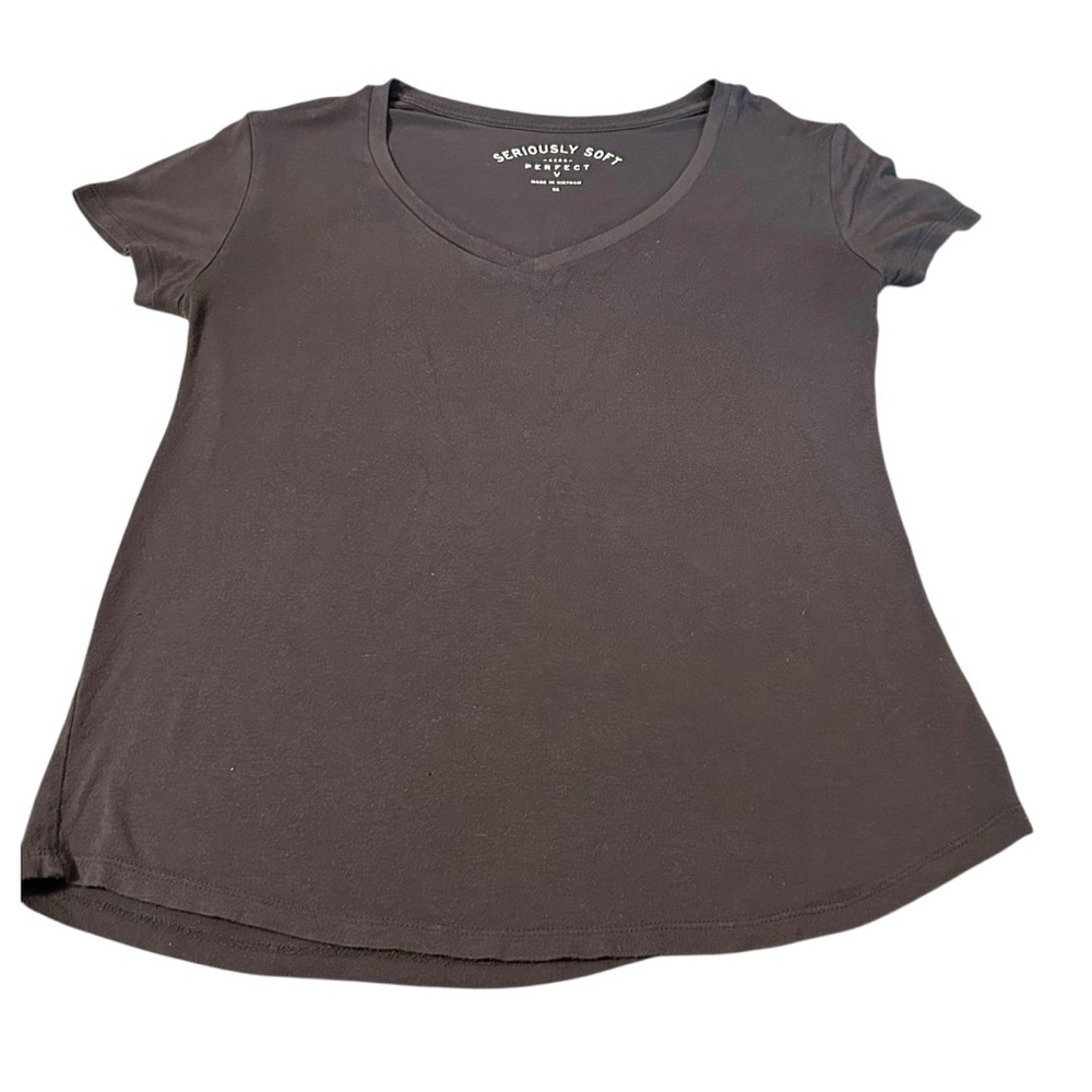 AERO Seriously Soft Perfect V-Neck T-Shirt, Women's Extra‎ Small XS Tee